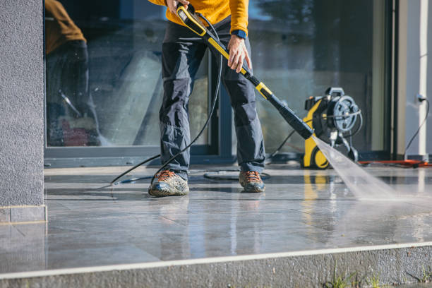 Best Commercial Building Pressure Washing  in Lake Alfred, FL